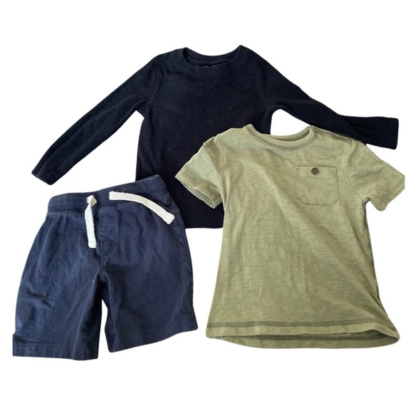 Bundle of 3 pieces boys everyday essentials tops and bottom 3T - Picture 1 of 6